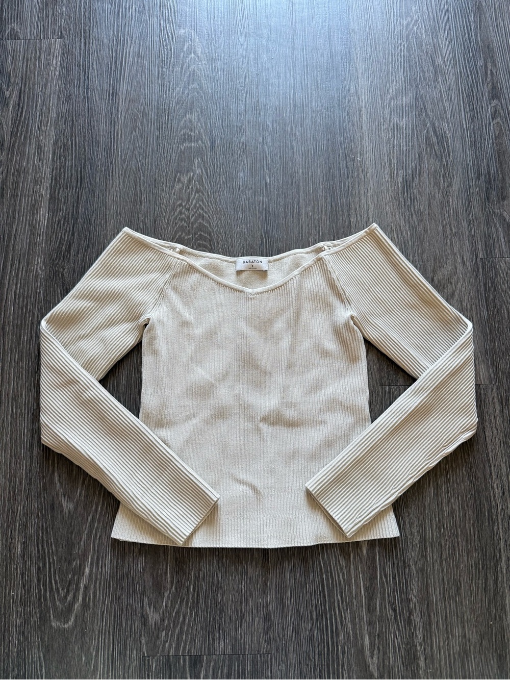 Aritzia Babaton ribbed Off-Shoulder Long Sleeve Top - Cream